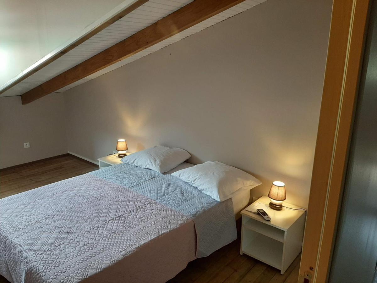 Les Monts Arlesien Hotell Les Anses-d'Arlets Exteriör bild