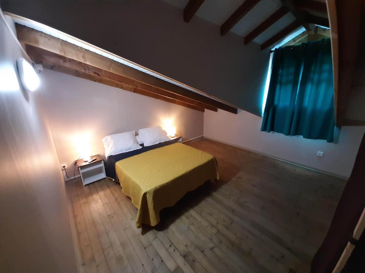 Les Monts Arlesien Hotell Les Anses-d'Arlets Exteriör bild