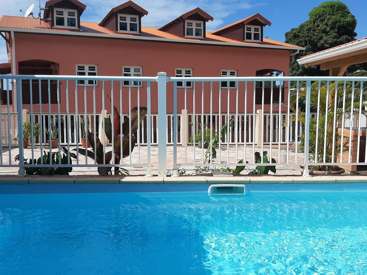 Les Monts Arlesien Hotell Les Anses-d'Arlets Exteriör bild